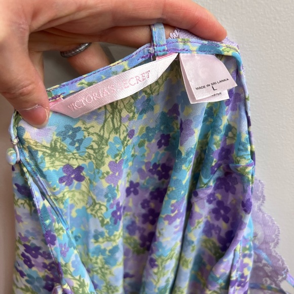 VS Blue Floral Bodysuit - Picture 14 of 14